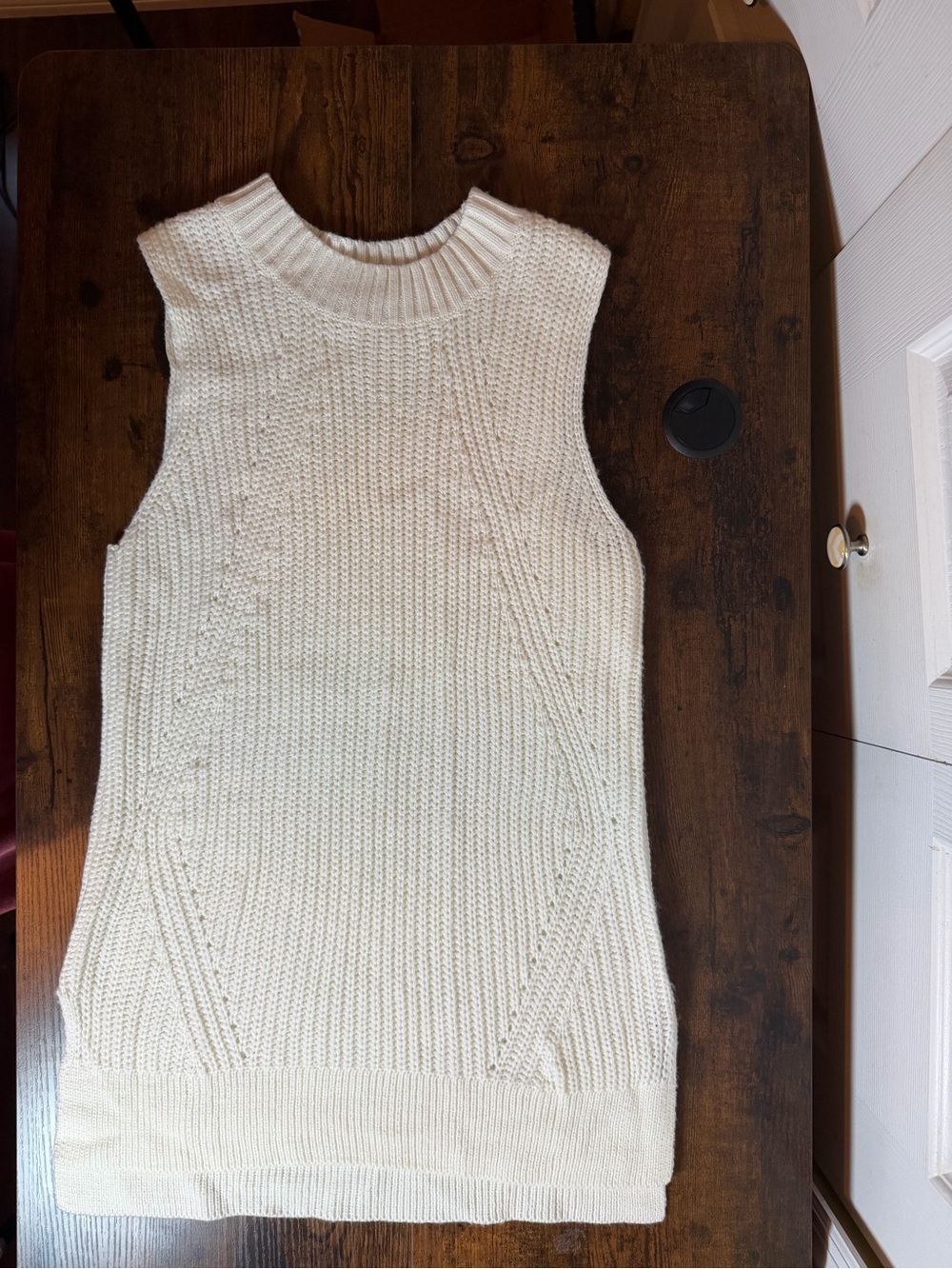 Pink Rose Women’s Medium Ivory Sleeveless Knit Tunic Sweater Mini Dress - Picture 2 of 8